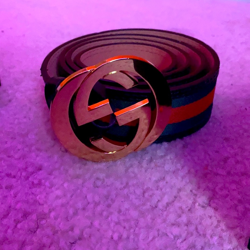 Gucci - Picture 1 of 3